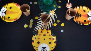 Boîte prête à poser d'anniversaire d'enfant Petits Félins
